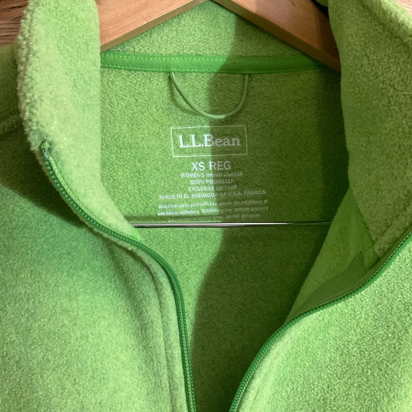 L.L. Bean Bright Green Fleece Vest - Picture 4 of 9